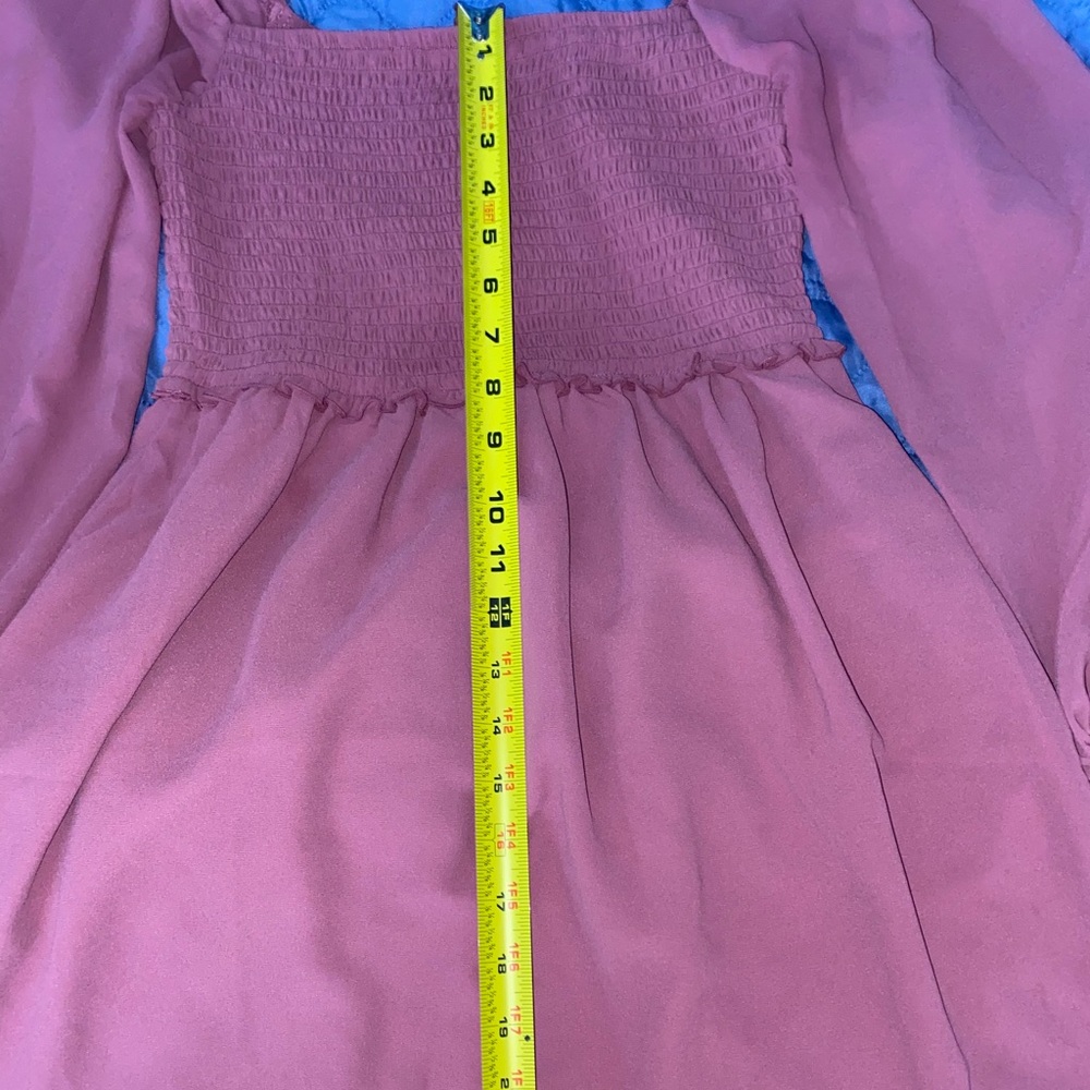 Like New Condition - barely used Forever 21 Womans Chiffon Smocked Mini Dress - Picture 11 of 16